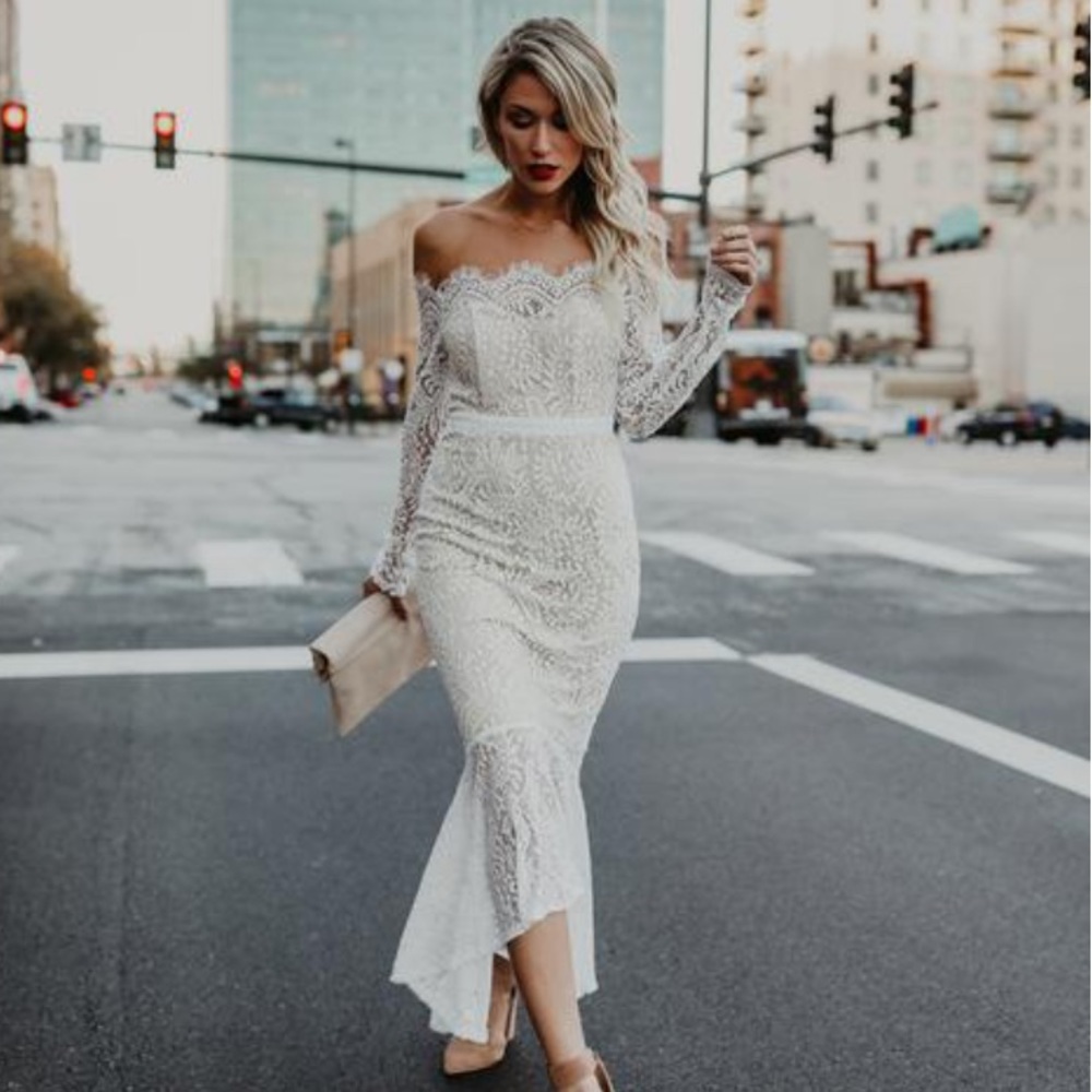 Elegant white lace mermaid dress